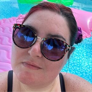 Meet your Posher, Presley